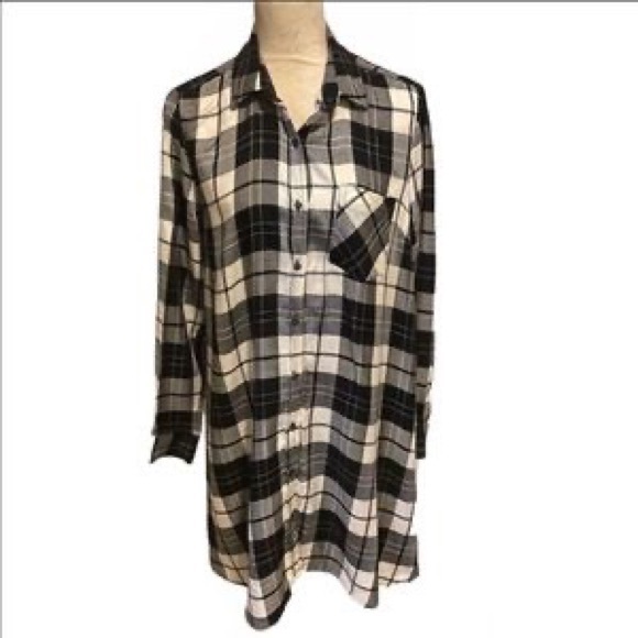 Old Navy Dresses & Skirts - Old navy plaid dress